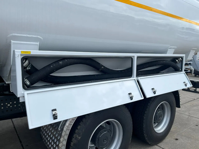 신규 유조트럭 Mercedes-Benz Arocs 3340 6x4 Water Tank Truck : 사진 17